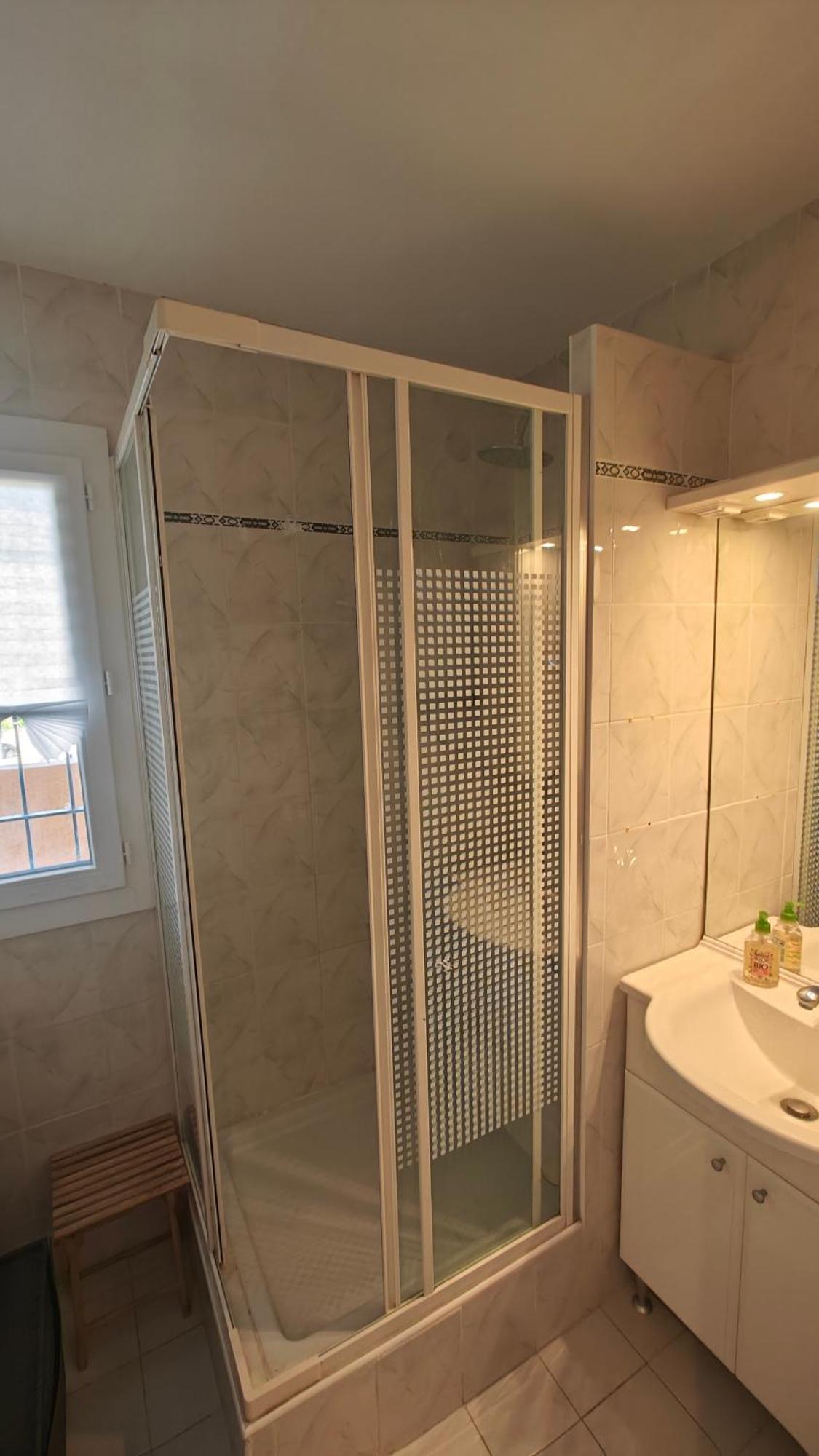 Apartment Studio Climatise Bord De Mer, A 100M De La Plage Du Verdon Martigues