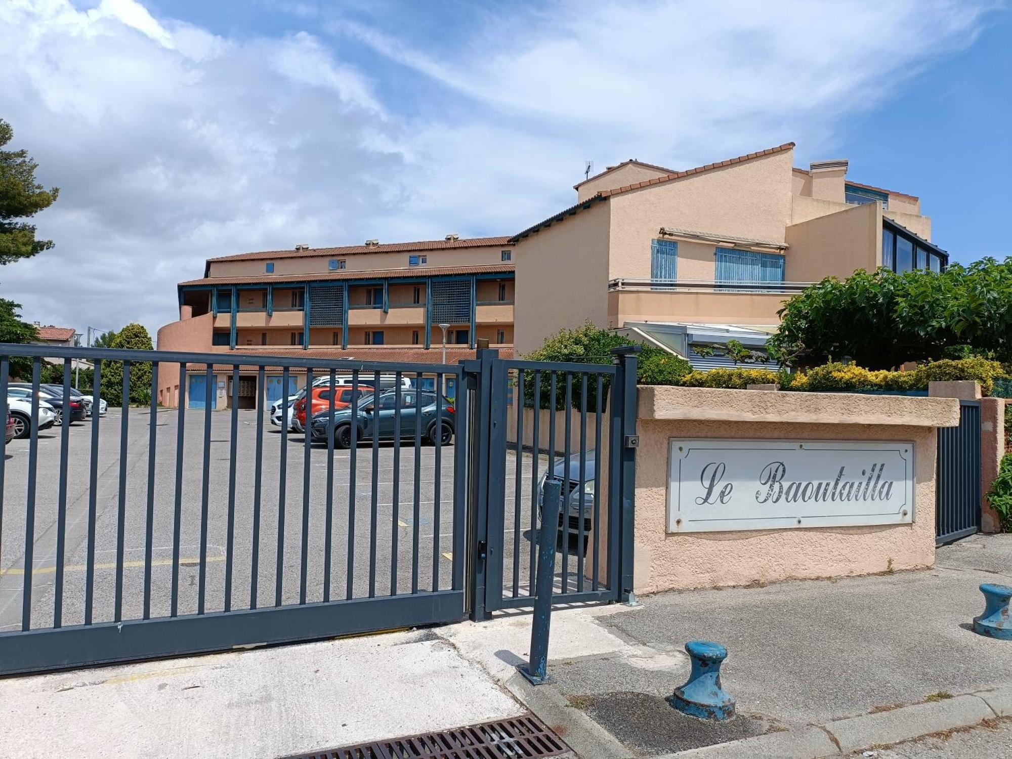 Apartment Studio Climatise Bord De Mer, A 100M De La Plage Du Verdon Martigues