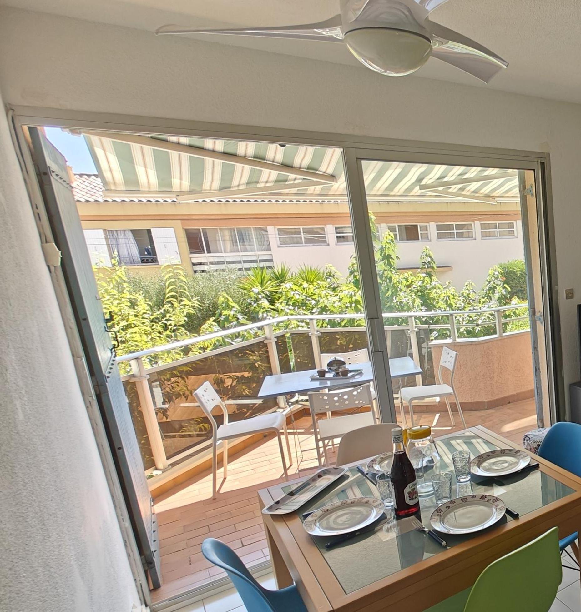 Studio Climatise Bord De Mer, A 100M De La Plage Du Verdon Apartment